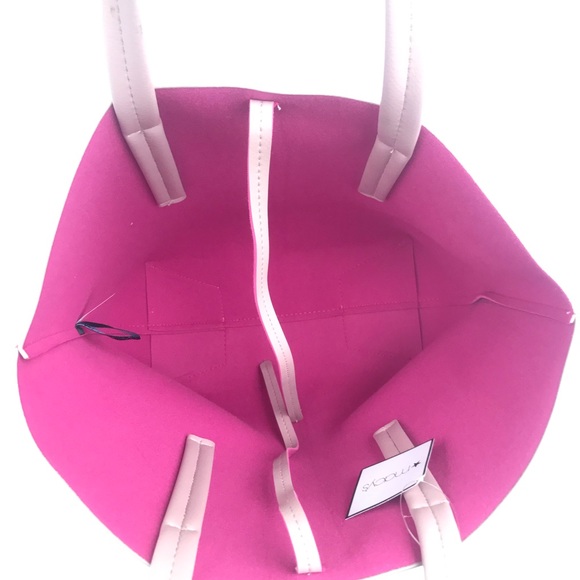 Pink Purse - Picture 4 of 6